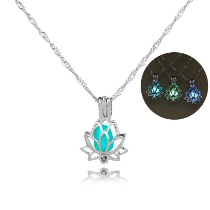 Glow In The Dark Pendants Hot Selling Fashion Luminous Beads Necklace Multicolor Hollow Lotus Pendant Girl Women Jewelry Halloween Gift highlight of Party ZL1089
